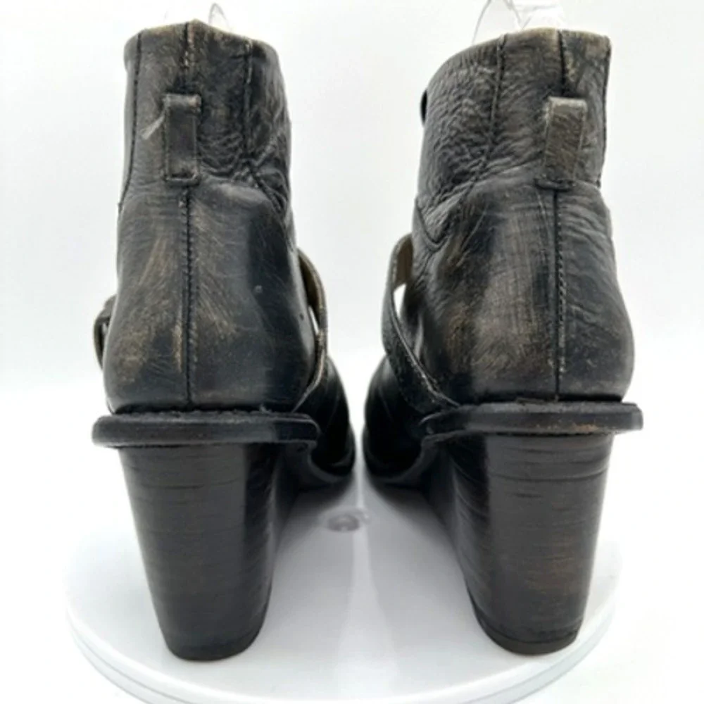 BED STU Rustic Wedge Ankle Boots Womens 6.5 Teak Two Tone Leather Buckle Western